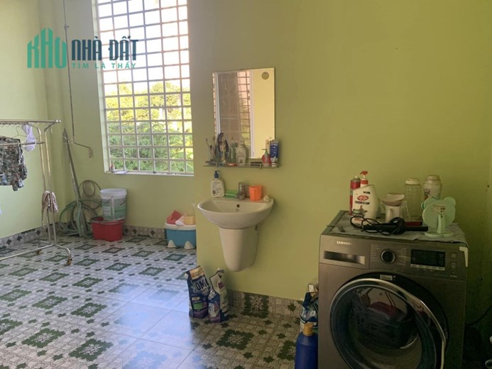 Nhà 3 tầng đẹp, view sông Cẩm Lệ. Diện tích 127m, Giá 9.5 tỷ.