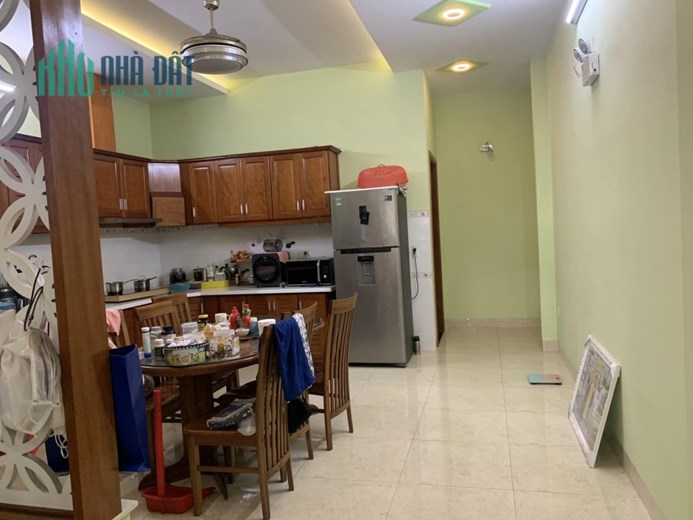 Nhà 3 tầng đẹp, view sông Cẩm Lệ. Diện tích 127m, Giá 9.5 tỷ.