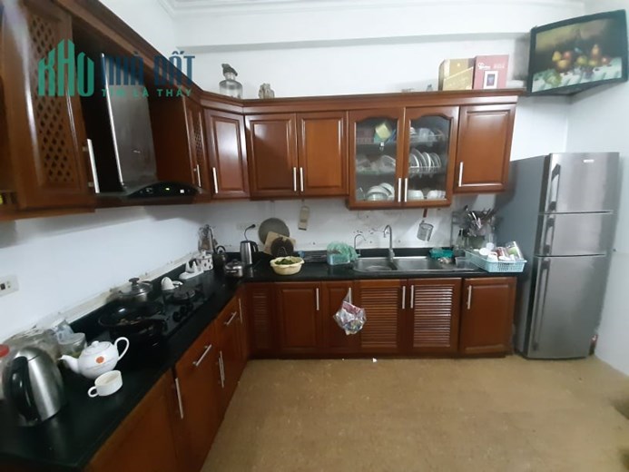 Siêu rẻ. Bán nhà phố Phan Đình Giót, quận Thanh Xuân. 50m2, MT 5m. Ô TÔ. Hơn 4 Tỷ. 0968084286
