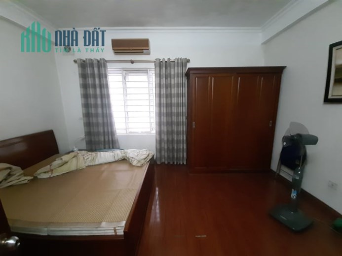 Siêu rẻ. Bán nhà phố Phan Đình Giót, quận Thanh Xuân. 50m2, MT 5m. Ô TÔ. Hơn 4 Tỷ. 0968084286