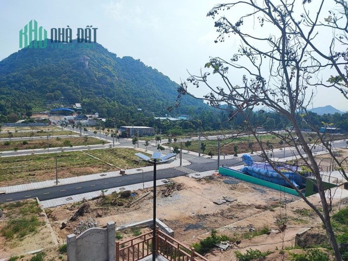 Bán gấp nền dt 73m2 rẻ nhất KDC Đại Phúc, Tịnh Biên