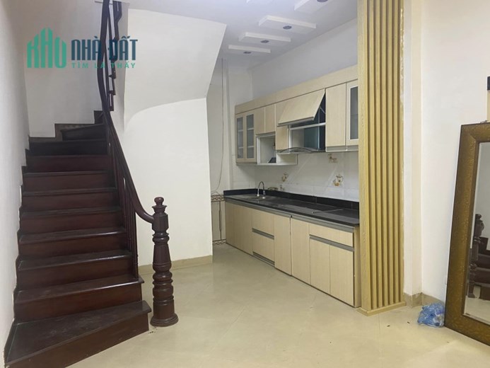 BÁN NHÀ ĐƯỜNG THÁI HÀ NHÀ 5 TẦNG MÓI ĐẸP VỀ Ở NGAY GIÁ CHỈ HƠN 4 TỶ