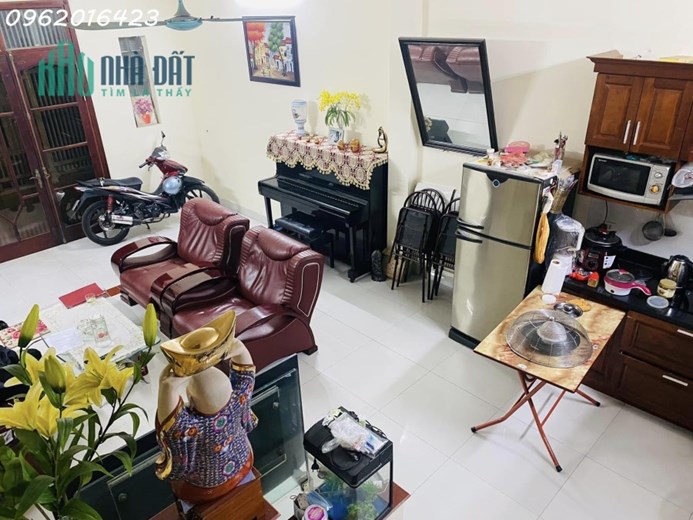 💥Bán Nhà Hoa Bằng Cầu Giấy, 10.3tỷ 80m Mt 5m, Oto Lô Góc Sân Vườn Ngõ Thông Rộng💥