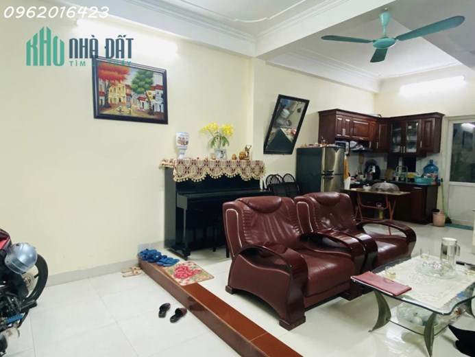 💥Bán Nhà Hoa Bằng Cầu Giấy, 10.3tỷ 80m Mt 5m, Oto Lô Góc Sân Vườn Ngõ Thông Rộng💥