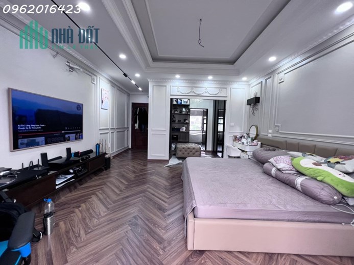 💥Bán Nhà Hoa Bằng Cầu Giấy, 10.3tỷ 80m Mt 5m, Oto Lô Góc Sân Vườn Ngõ Thông Rộng💥