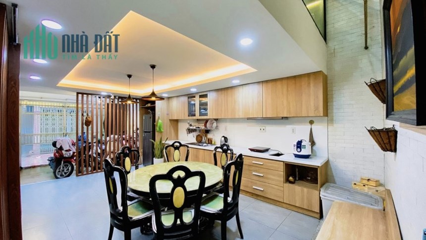 85,5 M2 -  NHÀ ĐƯỜNG VƯỜN LÀI.QUẬN TÂN PHÚ. HẺM RỘNG 6M. Ô TÔ NGỦ TRONG NHÀ . HƠN 6 TỶ .