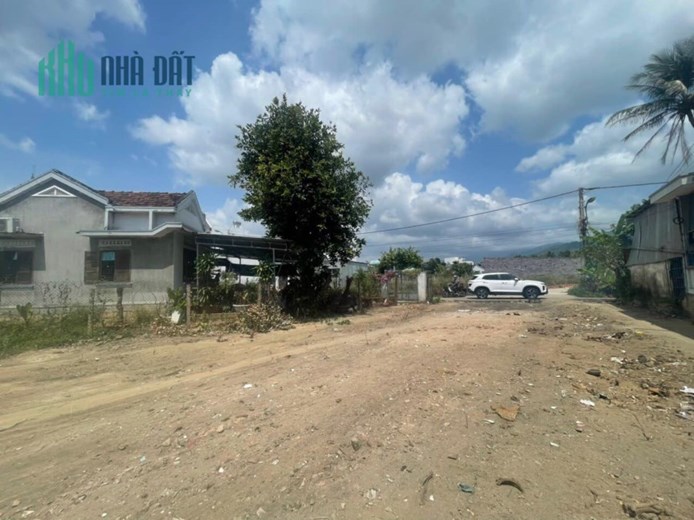Bán lô đất ngay cạnh trục D30 , Vĩnh Hiệp , Nha Trang Chỉ 1 tỷ 290