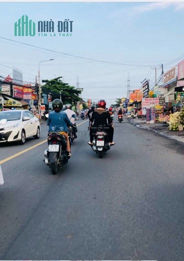Chính chủ bán nhà mặt tiền sát chợ vừa ở vừa đầu tư hoặc kinh doanh.