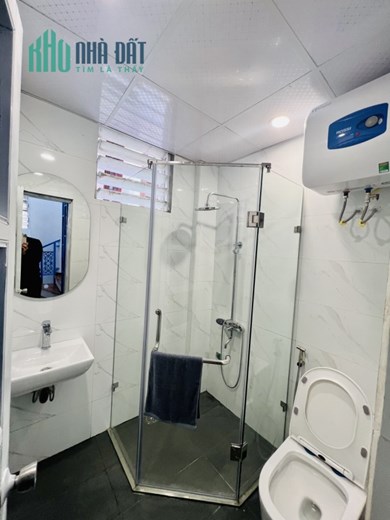 Bán Nhà phố Hào Nam - Đống Đa, 4 tầng, ngõ rộng  thoáng, ô tô đỗ cửa, khu cán bộ cao cấp