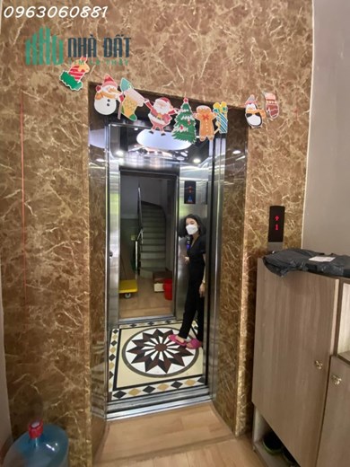 Bán shophoue - Hàm Nghi - Mỹ Đình 2 - thang máy- thông sàn- 96m2 - 6 tầng - MT: 6m - hơn 30 tỷ,
