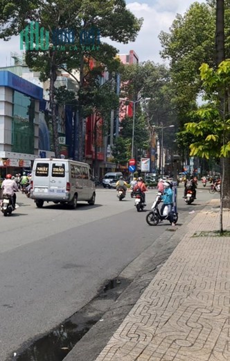 Lô góc 2 Mặt tiền Ngô Gia Tư ngay Nguyễn Tri Phương,DT: 4.2x17m, 7T + thang máy, 40.8 tỷ