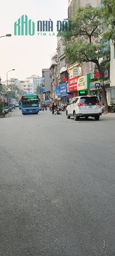 Sốc! Bán nhà Mặt phố Núi Trúc, Ba Đình 70mx5T MT5m chỉ 21 tỷ cho thuê 60 tr/tháng ô tô 2 chiều