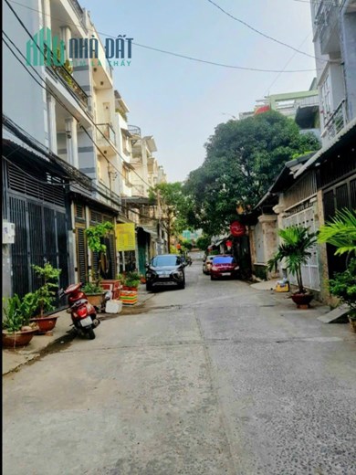 Bán Nhà 2 phòng ngủ căn nhà 5.3 x 12 giá 4,5 tỷ