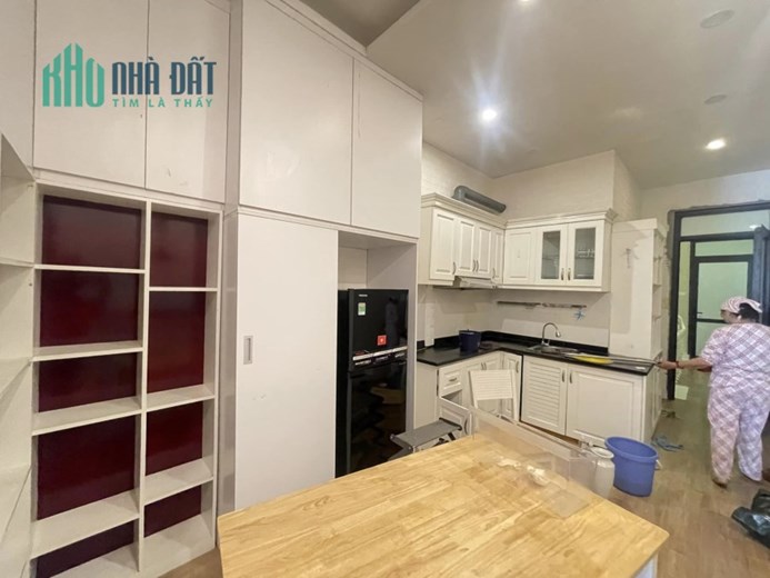 80m 8 Phòng Khép Kín Dòng Tiền Ổn Định Phố Trích Sài Tây Hồ. Chủ Cần Bán Gấp