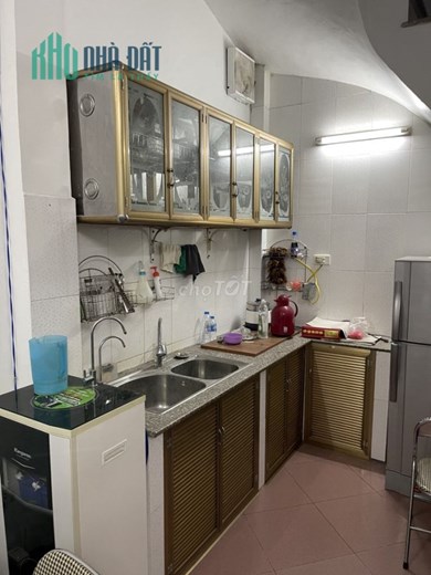 Cho thuê nhà 32m2 x 4 tầng 2 phòng ngủ tại ngõ 62, Ngọc Hà, Ba Đình, Hà Nội