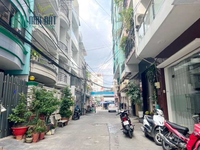 Nhà bán hẻm ô tô quay đầu Nguyễn Thị Tần 4.6 x15.4m P2Q8 11.8tỷ