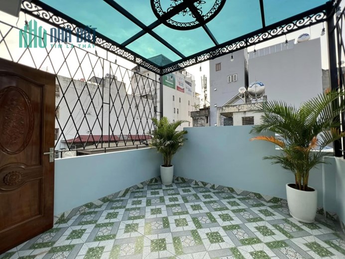 Bán nhà Đẹp Ngã Tư Sở, Quận Thanh Xuân, 45m²x6T,MT 3.9m. 6 tỷ.