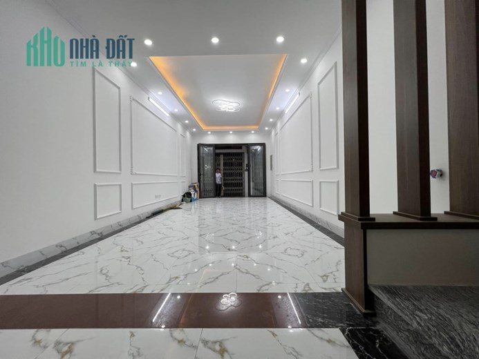 Bán nhà Đẹp Ngã Tư Sở, Quận Thanh Xuân, 45m²x6T,MT 3.9m. 6 tỷ.