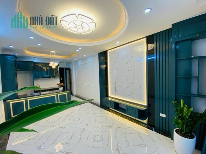 Bán nhà Đẹp Ngã Tư Sở, Quận Thanh Xuân, 45m²x6T,MT 3.9m. 6 tỷ.