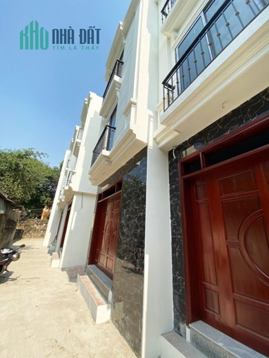 Chỉ với 1.28 tỉ có ngay nhà mới tinh 3 tầng 3pn,đầy đủ công năng sử dụng .