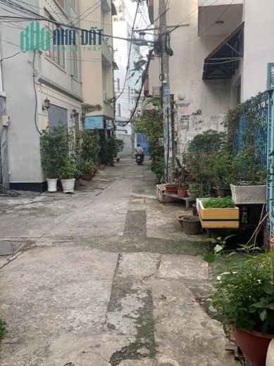Bán nhà đường Hoàng Hoa Thám quận Bình Thạnh diện tích 42 m2 thương lượng.
