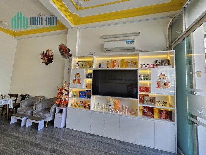 SANG NHƯỢNG SPA ĐỊA CHỈ 14A PHÙ ĐỔNG, PHƯỚC TIẾN, NHA TRANG, KHÁNH HÒA