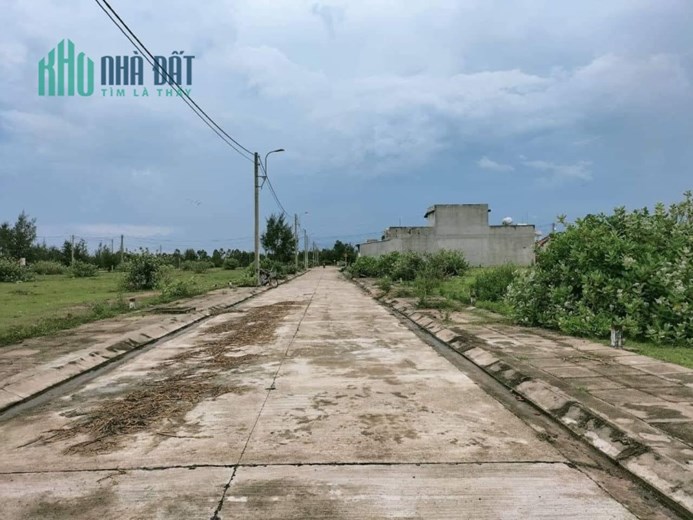 Đất TĐC Uất Lâm 7,5x20 150m2, đường 9m giá chỉ 1ty370tr, cách Biển 1km
