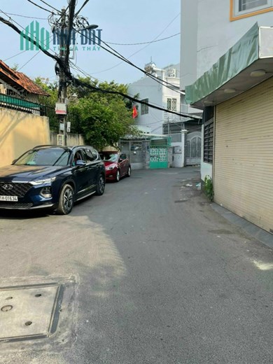 Bán nhà đường Đinh Tiên Hoàng quận Bình Thạnh diện tích 40 m2 thương lượng.