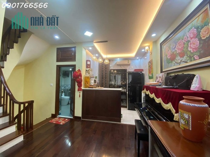 Bán Nhà Phố Đại Từ, Trung tâm Quận Hoàng Mai, 54m x 6T, Giá 10.5 tỷ.
