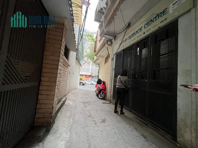 Bán nhà Hoa Lư ba gác đua 1 nhà ra phố 25m 3 tầng chỉ 4.5 tỷ