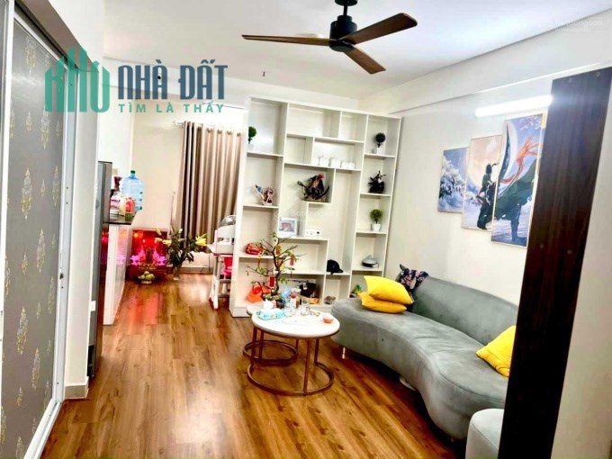 Bán Ehome 3 , giá rẻ 1 tỷ385, đã có sổ hồng sẳn tại nhà , Full nội thất Tầng cao