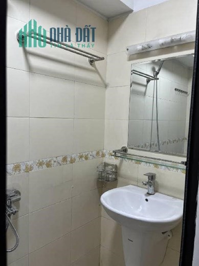 BÁN NHÀ DƯỚI 3 TỶ TRUNG TÂM TÂY HỒ ĐI BỘ 5 PHÚT RA ĐẾN HỒ TÂY