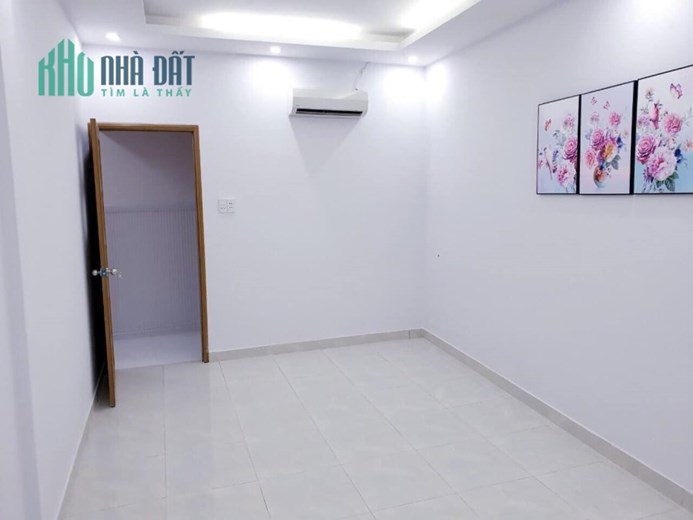 Hiếm có nhà trước mặt chợ chỉ hơn 5 tỷ có ngay nhà đẹp chưa tơi trăm triệu trên mét