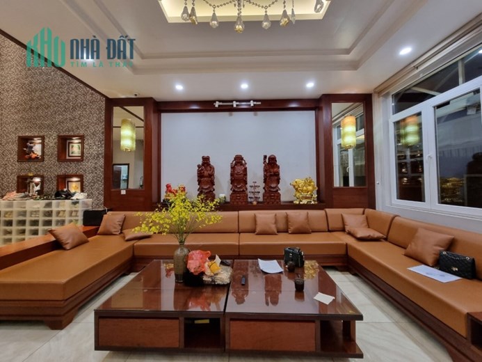 Bán Tòa nhà Đào Tấn, Ba Đình. 163m2x10; MT12m; giá 45 tỷ. Phương