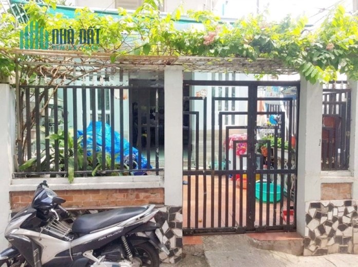 Nhà 4 tầng hẻm Dương Bá Trạc Phường 1 Quận 8. Giá 4,8 tỷ TL
