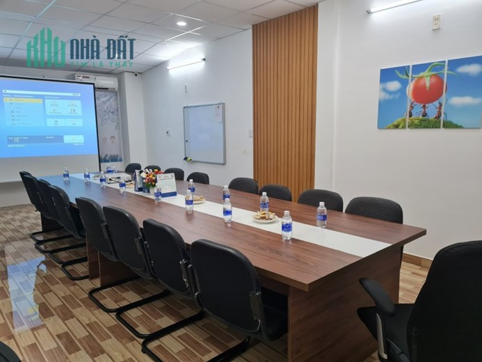 Nhà mới 5 tầng hẻm ô tô quay đầu Nguyễn Thị Tần P2Q8 25tr