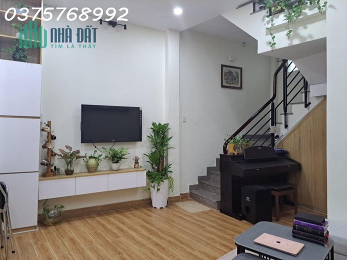 NHÀ 1/ TÂY THẠNH HXH KHU DÂN TRÍ 60m2 NGANG 6M 3PN CHỈ NHỈNH 5 TỶ TL