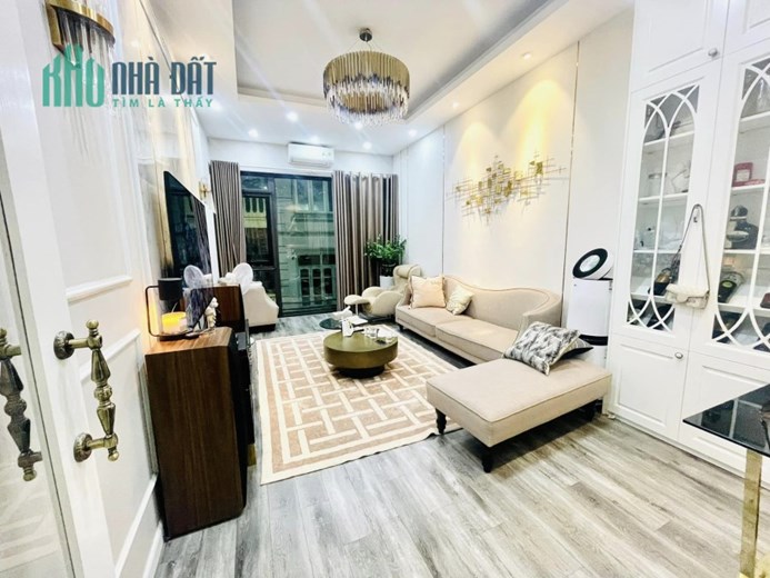 CỰC PHẨM ĐỐNG ĐA, MẶT PHỐ, VỈA HÈ, Ô TÔ TRÁNH, KINH DOANH SẦM UẤT