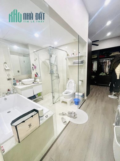 CỰC PHẨM ĐỐNG ĐA, MẶT PHỐ, VỈA HÈ, Ô TÔ TRÁNH, KINH DOANH SẦM UẤT