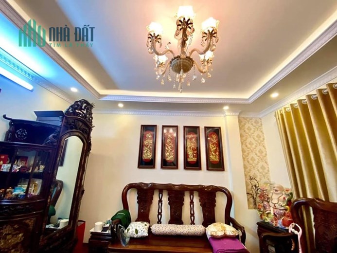 Chính chủ bán nhà Hào Nam 43m2, 5 tầng, gần Nhạc viện giá hơn 4,5 tỷ