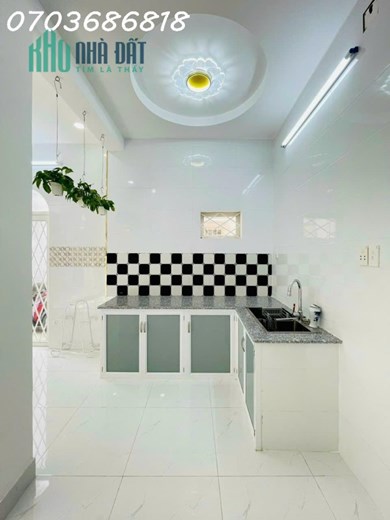 Gần CV Gia Định-Nhà 3 tầng dts 70m2 Nguyễn Kiệm P3 Gò Vấp Chỉ 3 tỷ x