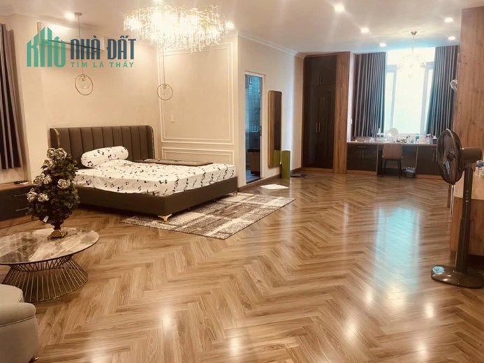 Bán Biệt Thự đẹp lung linh đường 3/2, P12 Quận 10, 120m2, không lộ giới