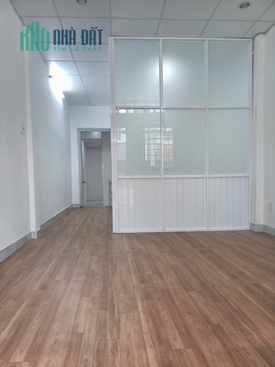 Nhà Hẻm Đẹp 1 Sẹt Thẳng Tắp, 42m2, 3PN, 2 Tầng, 6,8 Tỷ, CMT 8 Tân Bình