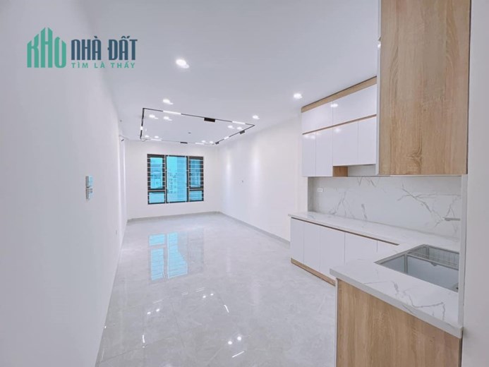 Bán nhà ngõ 1 Bùi Xương Trạch 6 Tầng 33m2 Thang máy, oto 5 tạ qua nhà, nhỉnh 5 Tỷ
