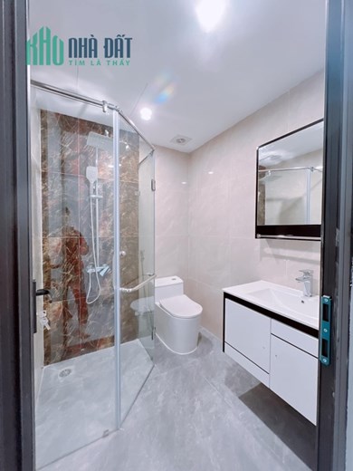 Bán nhà ngõ 1 Bùi Xương Trạch 6 Tầng 33m2 Thang máy, oto 5 tạ qua nhà, nhỉnh 5 Tỷ