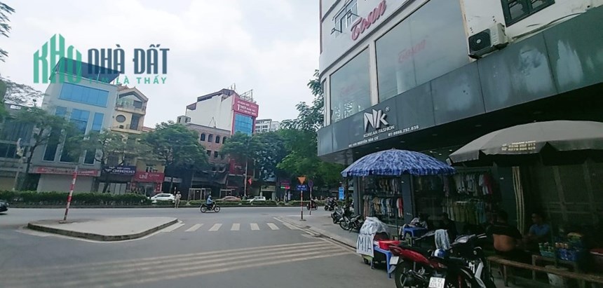 Nhà lô góc mặt phố Nguyễn Văn Cừ-Long Biên, 55m x 4tầng, thông sàn, vỉa hè 8m,  vị trí đắc địa