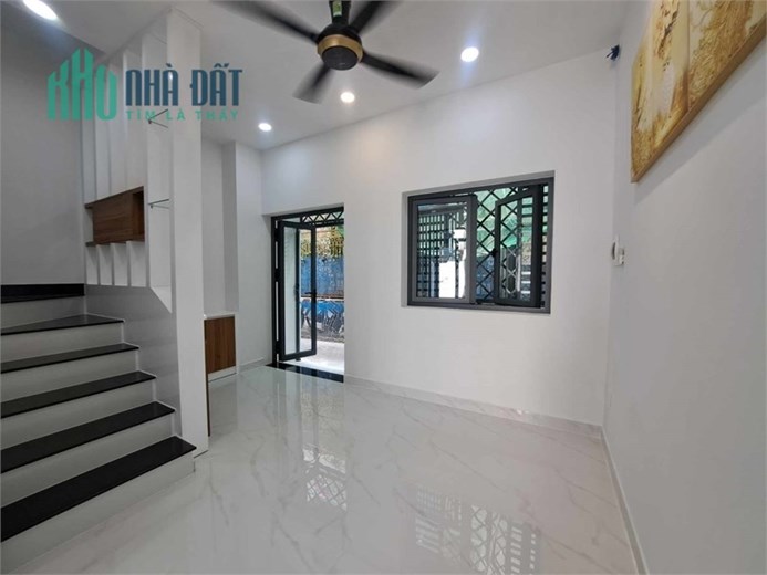 BÌNH THẠNH NGAY CHỢ BÀ CHIỂU - 38M2 - 2 TẦNG- NHÀ MỚI- Giá chỉ 4 tỷ xíu