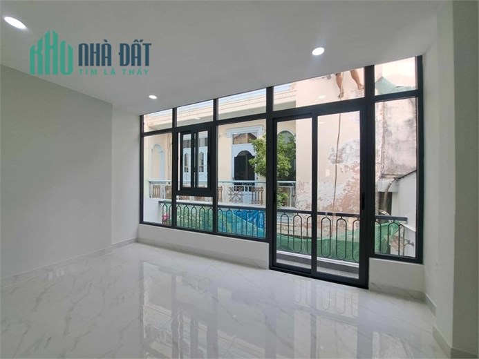 BÌNH THẠNH NGAY CHỢ BÀ CHIỂU - 38M2 - 2 TẦNG- NHÀ MỚI- Giá chỉ 4 tỷ xíu
