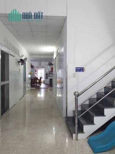 Bán nhà HXH đường Phan Văn Hớn, Hóc Môn, 300m2, giá 10 tỷ TL.