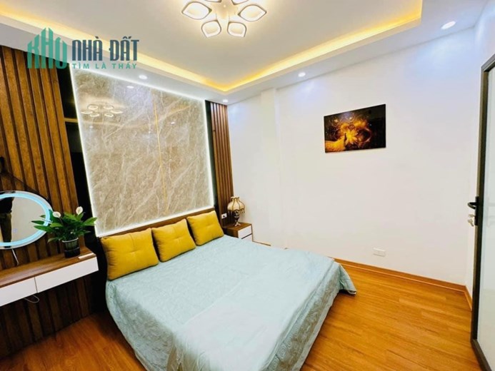 Bán nhà riêng Hồ Tùng Mậu Cầu Giấy 6 tầng ,5,2T( thương lượng)mt4m